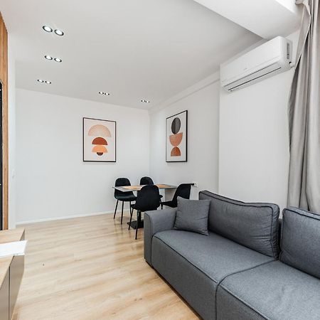 Atelier Apartments By Kondo Stays Tirana Buitenkant foto