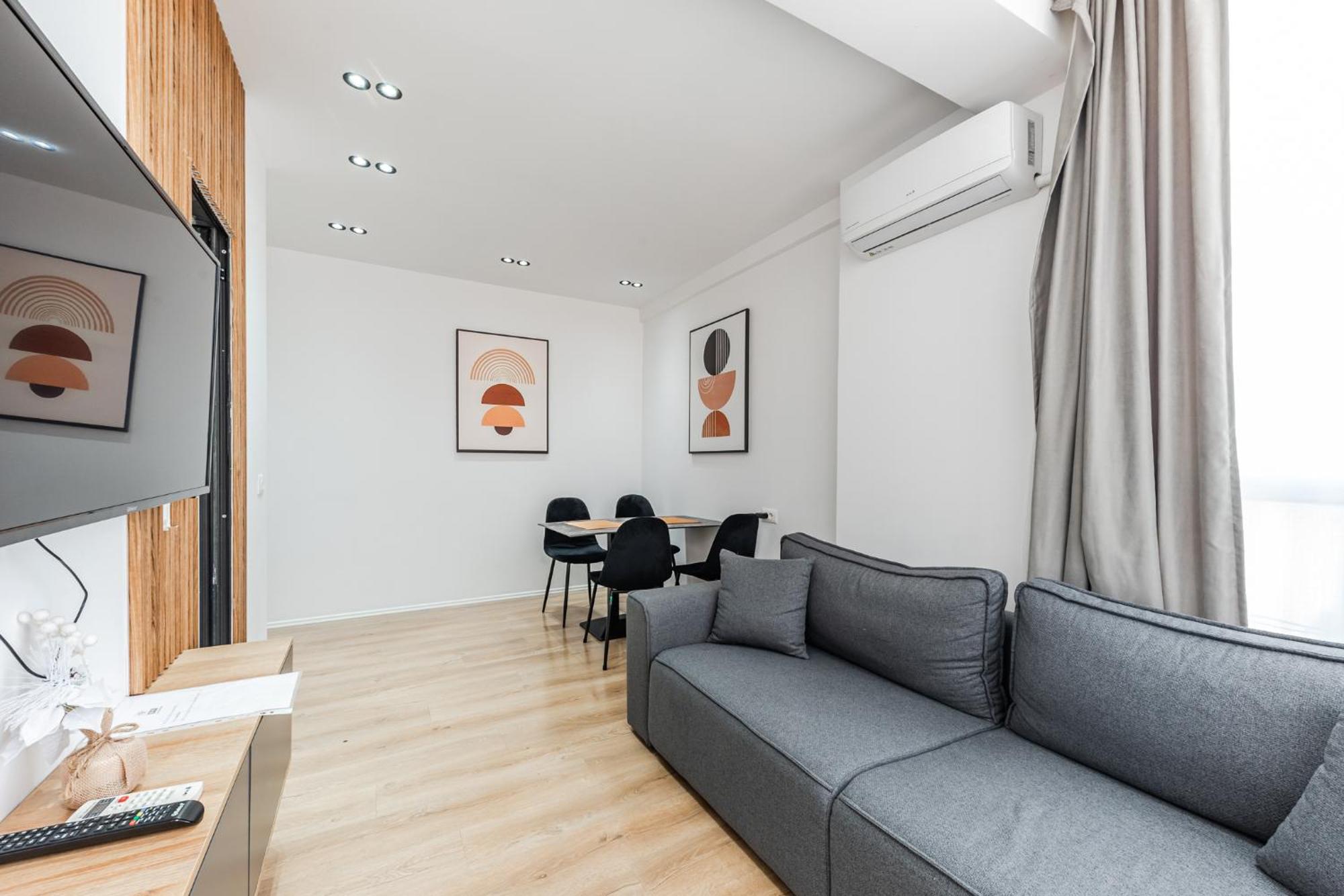 Atelier Apartments By Kondo Stays Tirana Buitenkant foto