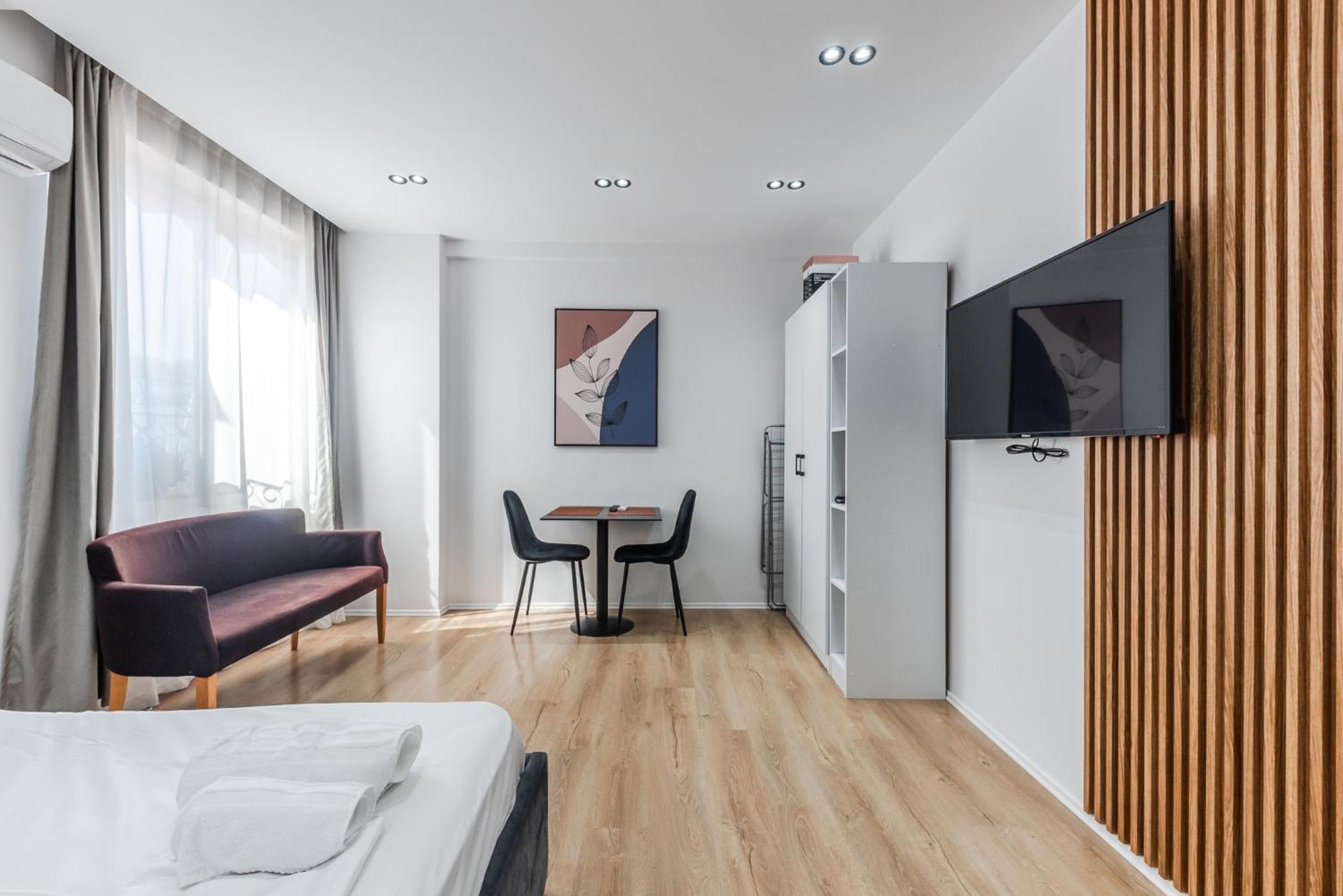 Atelier Apartments By Kondo Stays Tirana Buitenkant foto