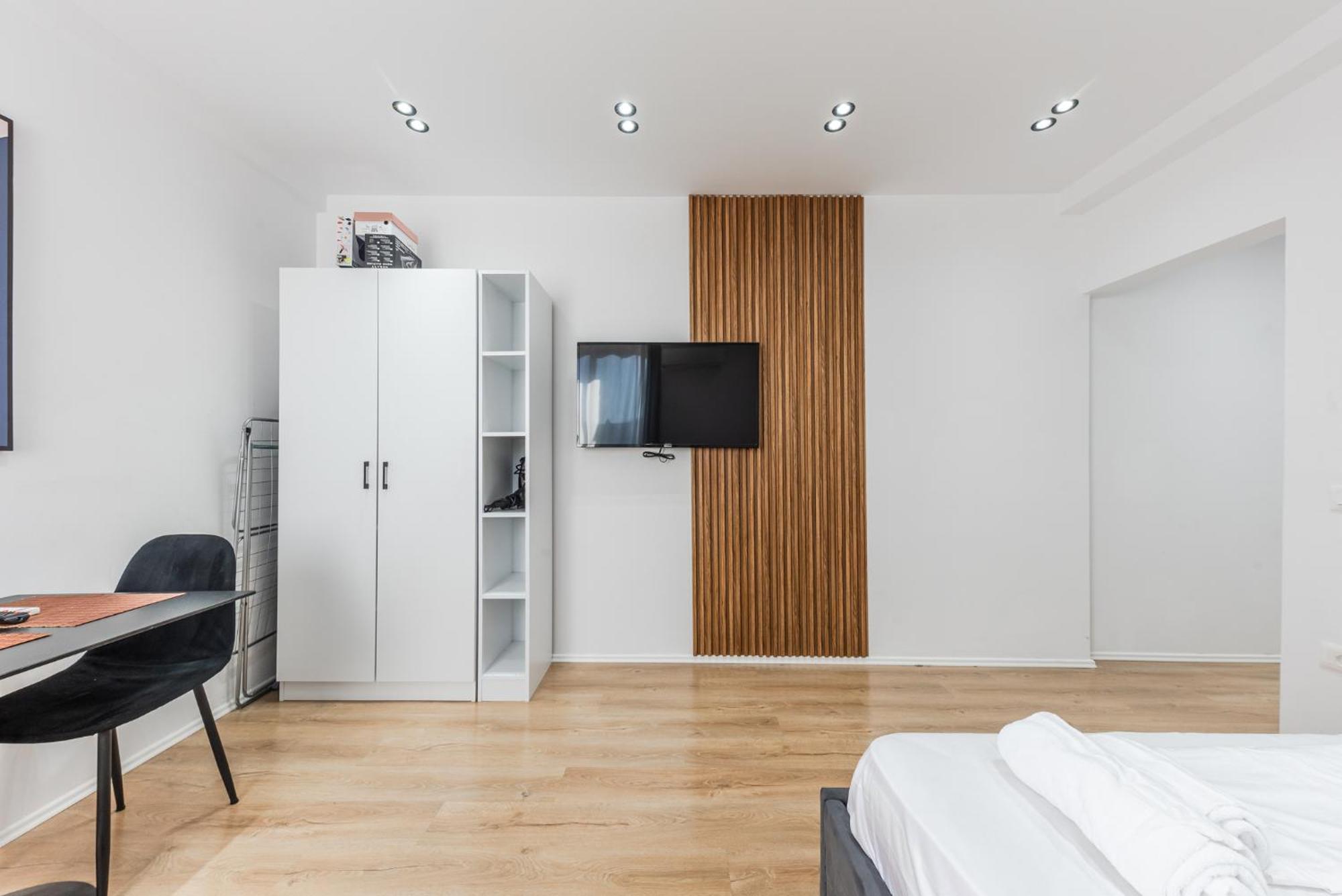 Atelier Apartments By Kondo Stays Tirana Buitenkant foto
