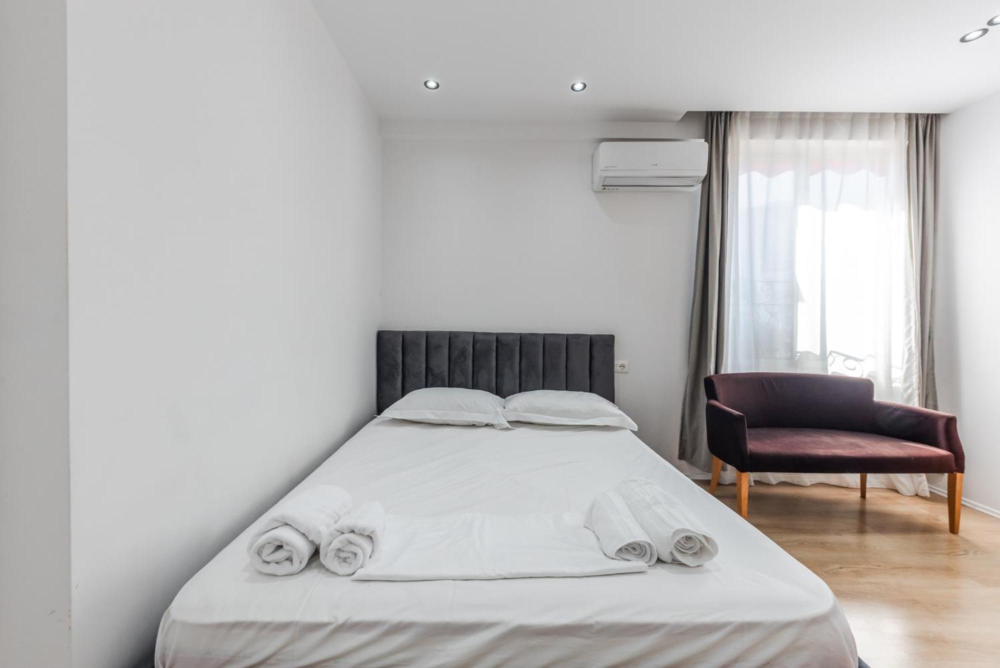 Atelier Apartments By Kondo Stays Tirana Buitenkant foto