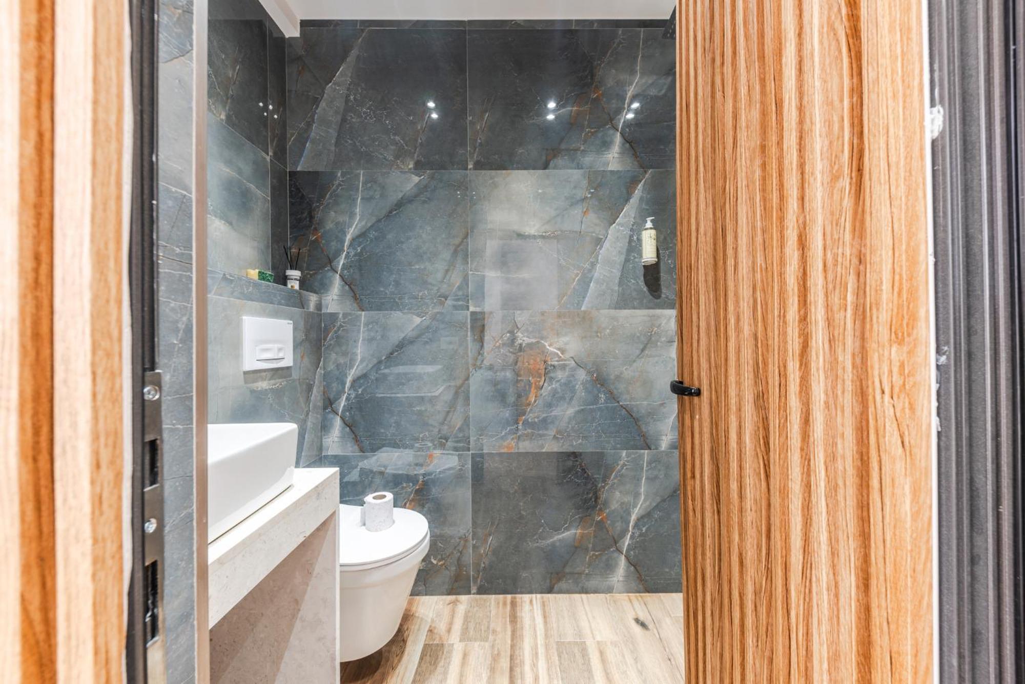 Atelier Apartments By Kondo Stays Tirana Buitenkant foto