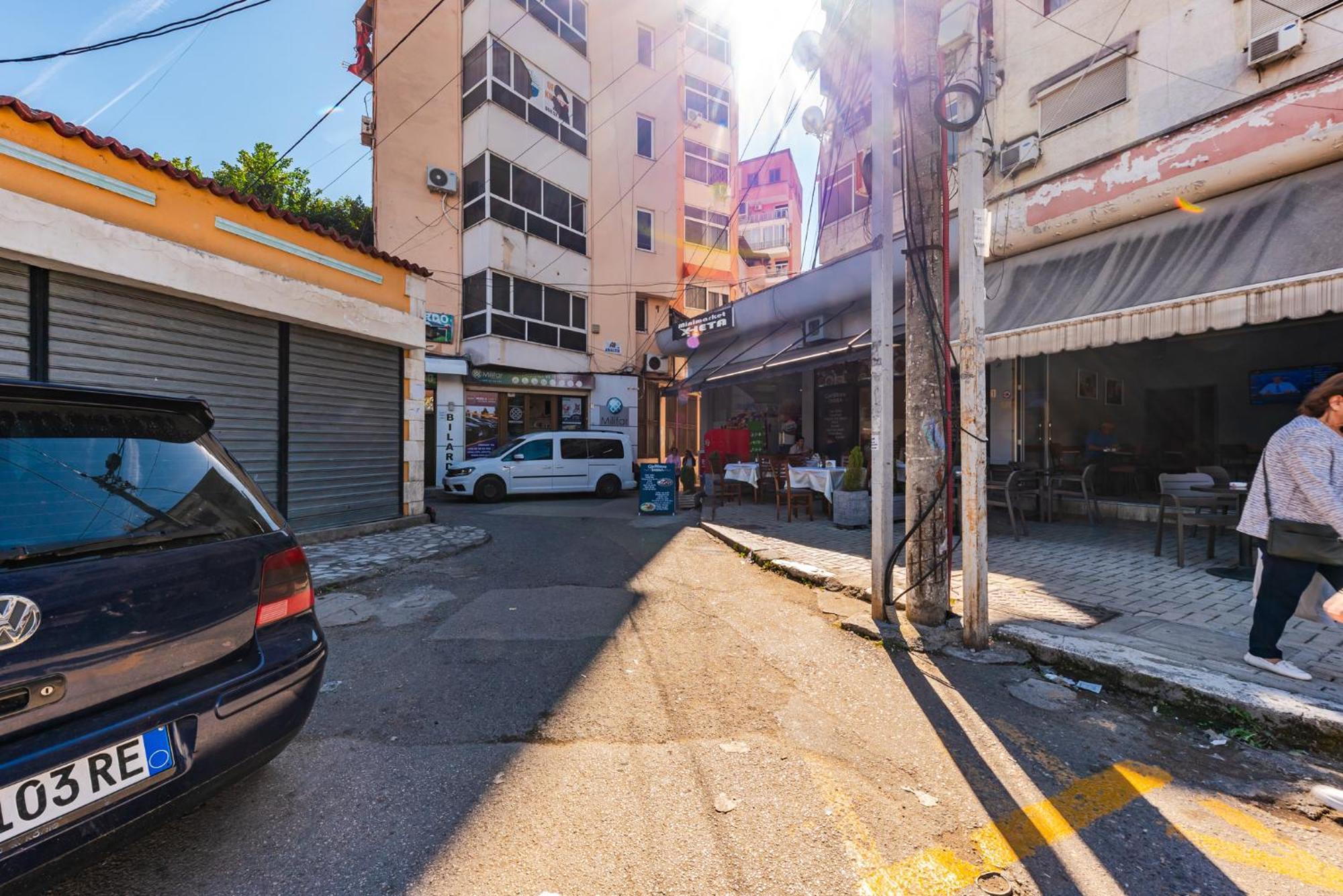 Atelier Apartments By Kondo Stays Tirana Buitenkant foto
