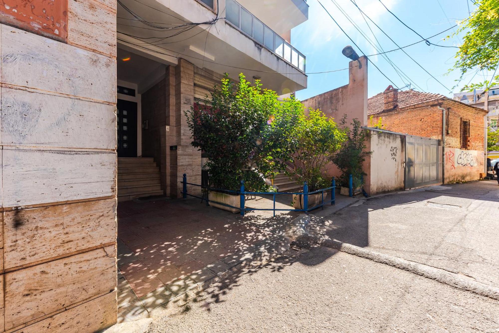 Atelier Apartments By Kondo Stays Tirana Buitenkant foto