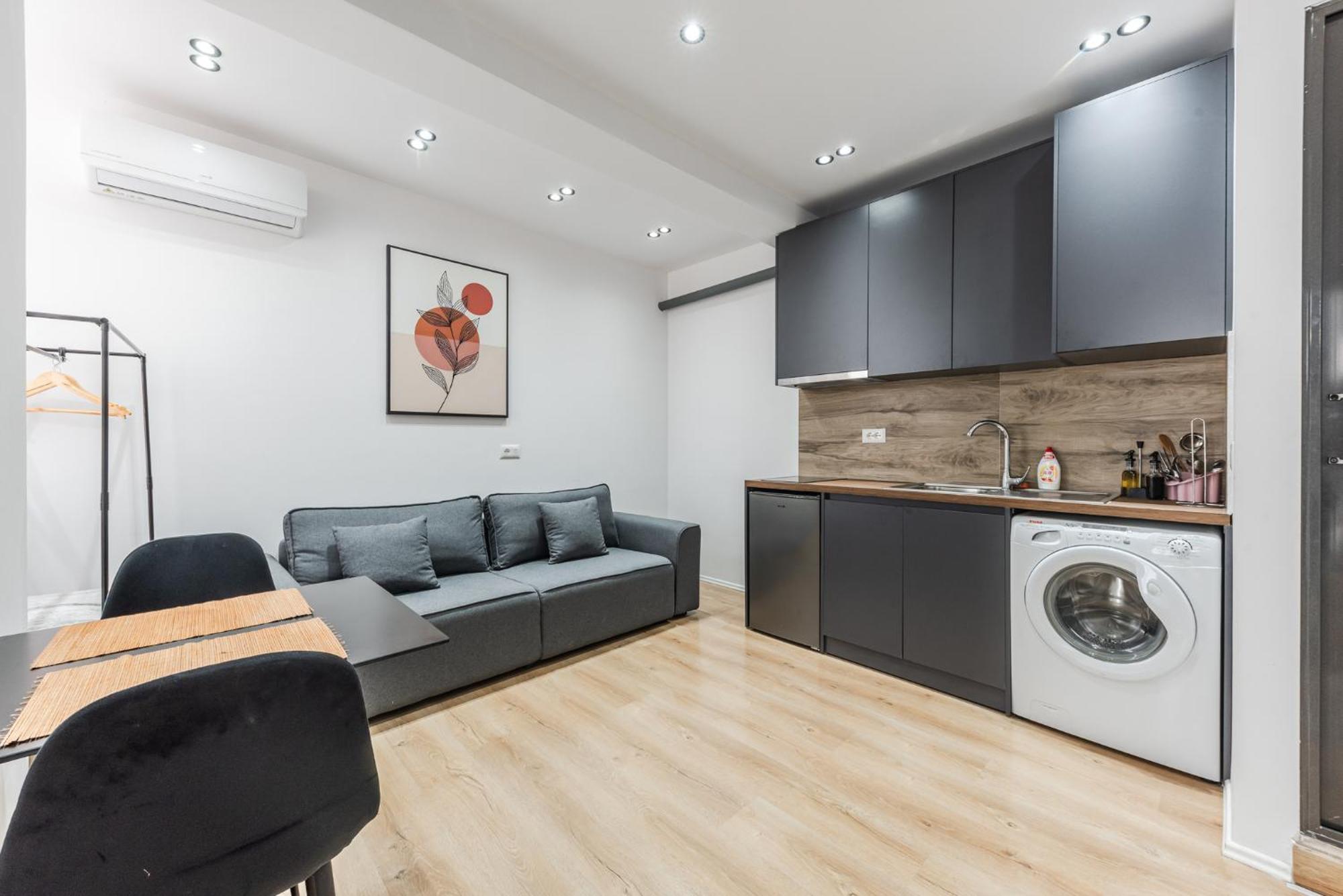 Atelier Apartments By Kondo Stays Tirana Buitenkant foto