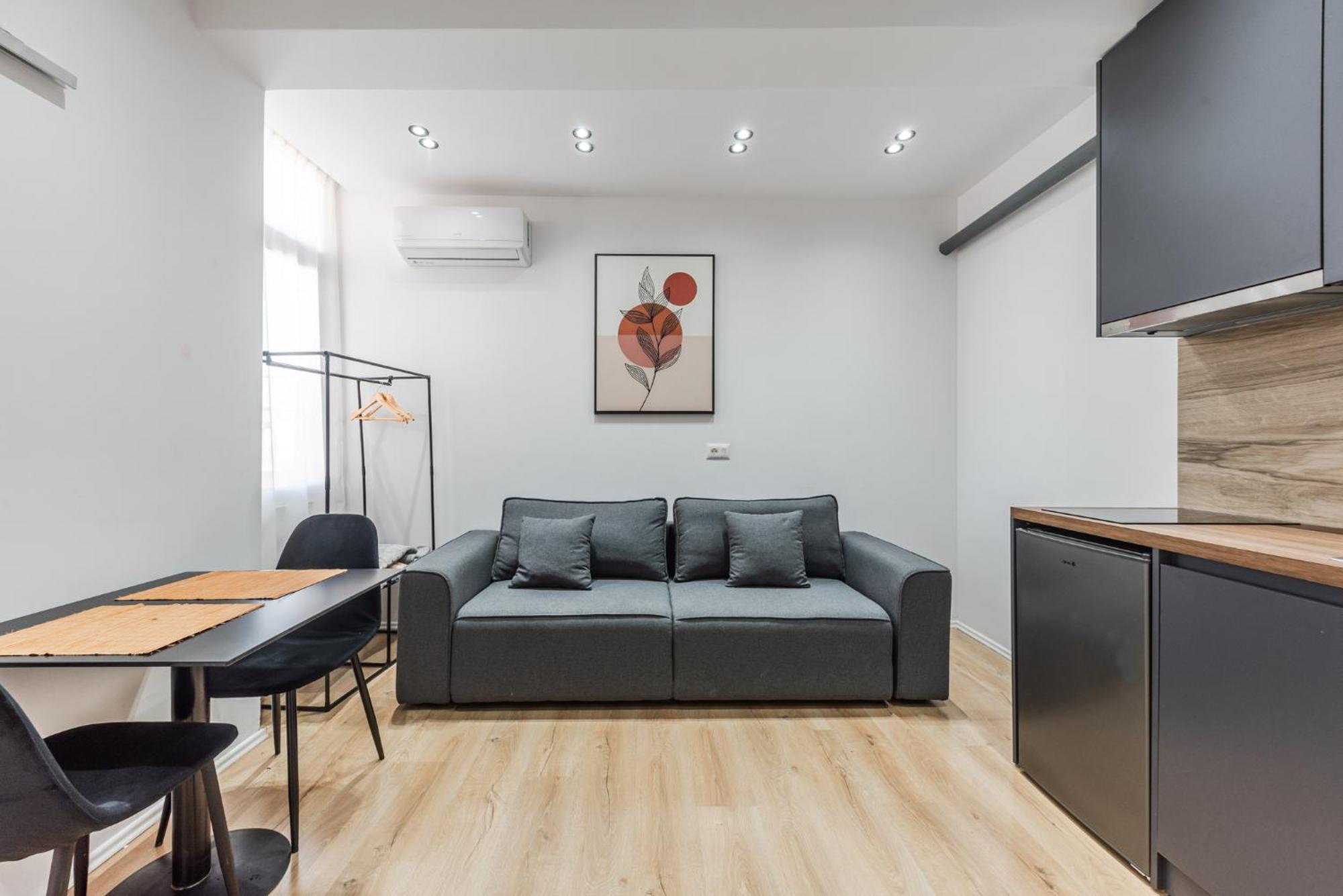 Atelier Apartments By Kondo Stays Tirana Buitenkant foto